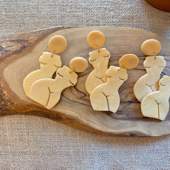 Handmade Clay Earrings | Forms of a Woman Silhouette | Gold/Translucent Blend - Picture 7 of 11